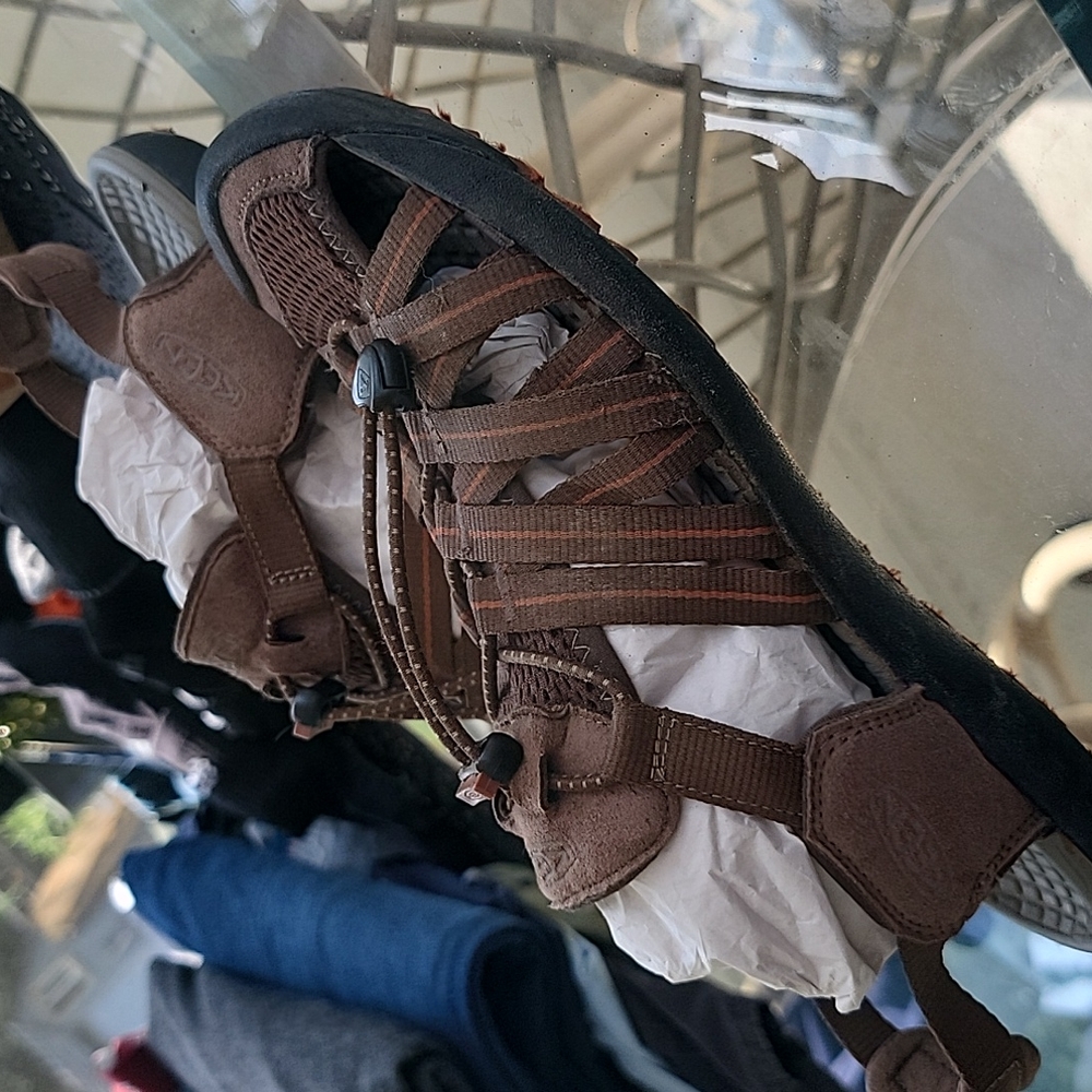 Keen vibram sandals